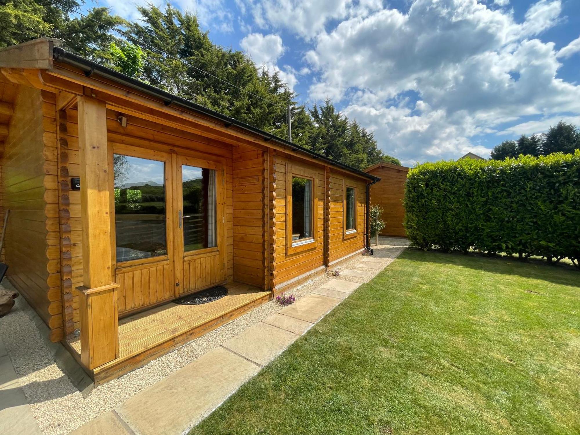 Keepers Lodges Broadway  Exterior photo
